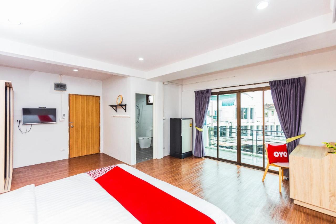 Oyo 435 Frame Residence Пхукет Екстер'єр фото